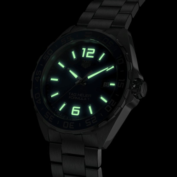 Montre TAG Heuer Formula 1 quartz cadran bleu soleillé lunette bleue bracelet acier 43 mm