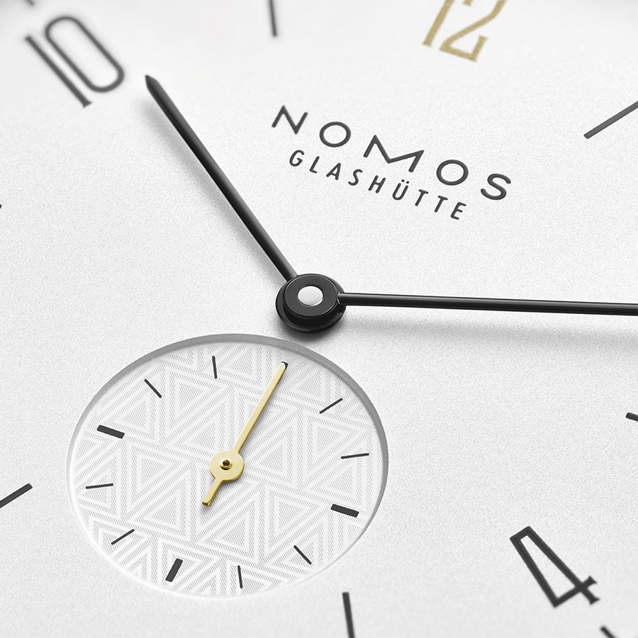 Montre Nomos Tangente Edition Limitée Centenaire Lepage mécanique cadran blanc bracelet cuir marron 38 mm Montre Nomos Tangente Edition Limitée Centenaire Lepage mécanique cadran blanc bracelet cuir marron 38 mm