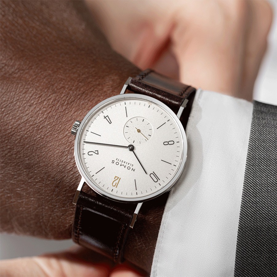 Montre Nomos Tangente Edition Limitée Centenaire Lepage mécanique cadran blanc bracelet cuir marron 38 mm Montre Nomos Tangente Edition Limitée Centenaire Lepage mécanique cadran blanc bracelet cuir marron 38 mm