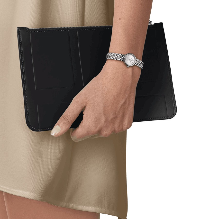 Montre Tissot T-Lady Lovely quartz cadran argent bracelet acier 19,5 mm