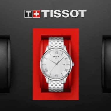 Montre Tissot T-Classic Tradition quartz cadran argent bracelet acier 42 mm