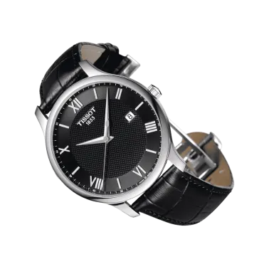 Montre Tissot T-Classic Tradition quartz cadran noir chiffres romains bracelet cuir noir 42 mm T063.610.16.058.00