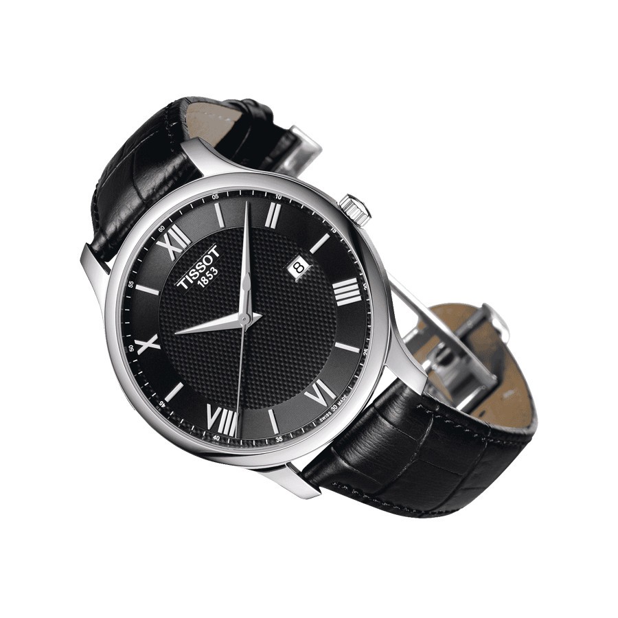 Montre Tissot T-Classic Tradition quartz cadran noir chiffres romains bracelet cuir noir 42 mm T063.610.16.058.00