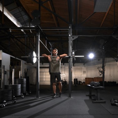 Montre Garmin Epix (Gen 2) Sapphire Titane DLC noir bracelet cuir marron 47 mm 010-02582-30