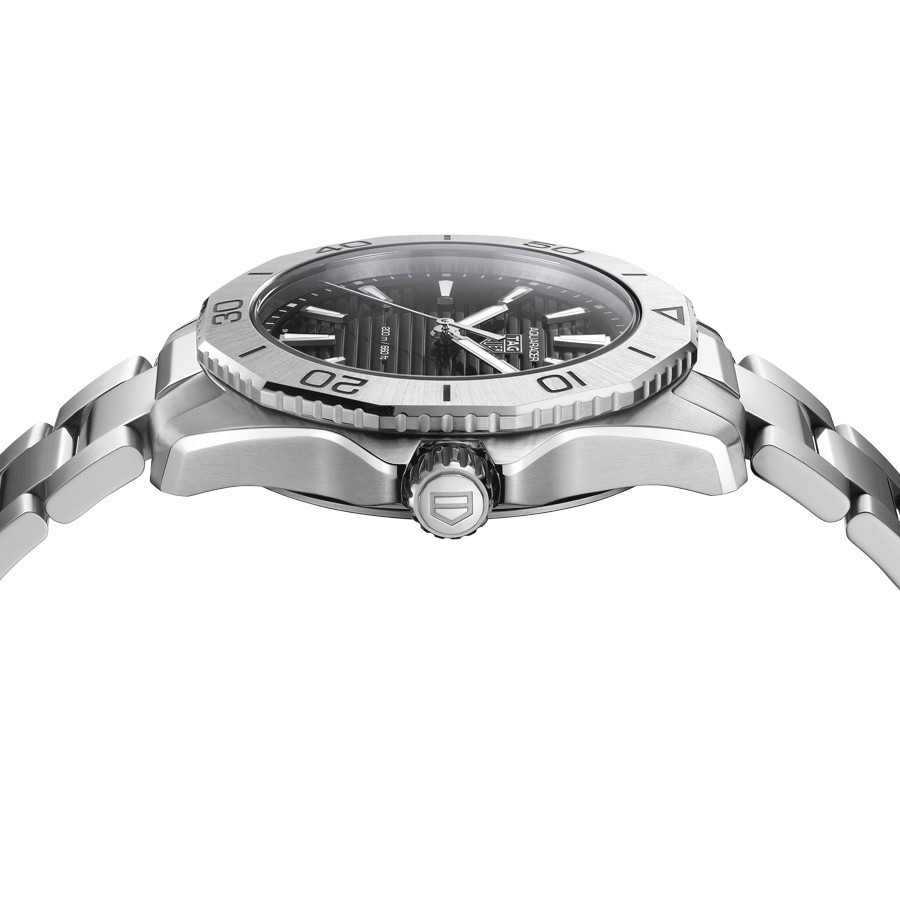 Montre TAG Heuer Aquaracer Professional 200 quartz cadran noir bracelet acier 40 mm