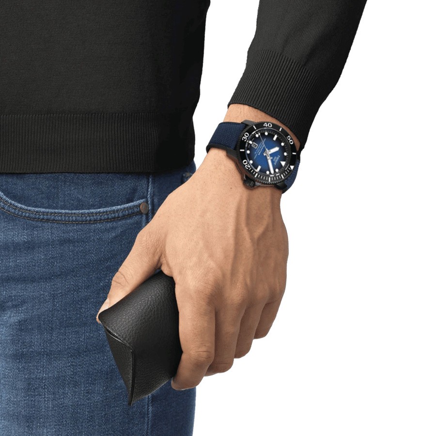 Montre Tissot T-Sport Seastar 2000 Professional Powermatic 80 PVD noir cadran bleu bracelet caoutchouc bleu 46 mm