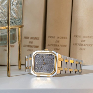 Audemars Piguet Royal Oak Quartz rectangular watch Ref. 6005 circa 1980 32 x 41 mm