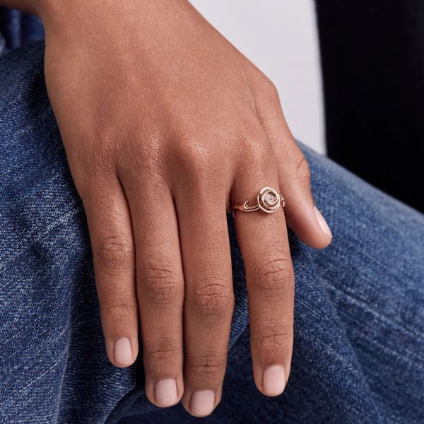 Dior Rose Couture small ring in pink gold and diamond - Lepage