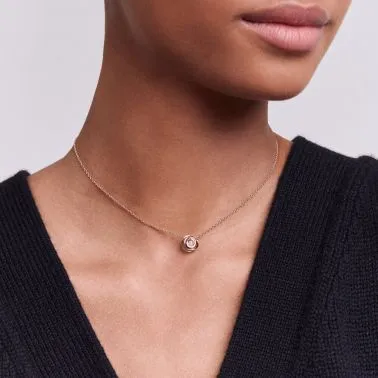 Collier Dior Rose Couture petit modèle en or rose et diamant JRCO95001