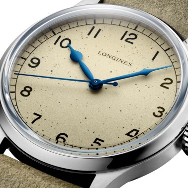 Montre Longines Heritage Military automatique cadran beige bracelet cuir sable 38,5 mm