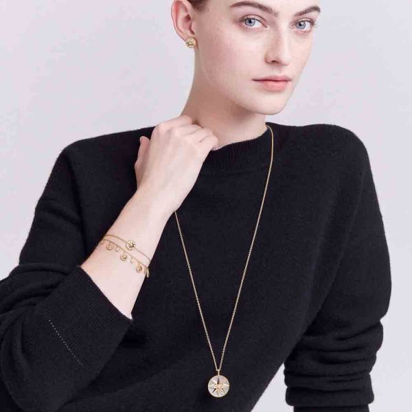 Bracelet Dior Rose des Vents en or jaune nacre et diamant JRDV95001