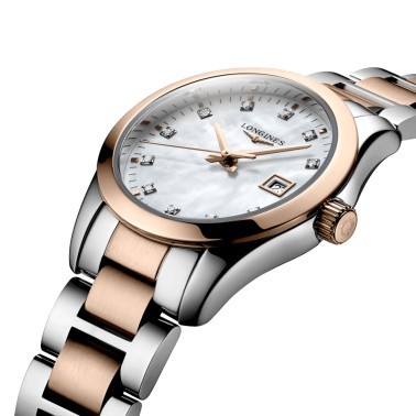 Montre Longines Conquest Classic quartz cadran nacre bracelet bicolore 29.50 mm L2.286.3.87.7