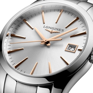 Montre Longines Conquest Classic quartz cadran argenté bracelet acier 34 mm L2.386.4.72.6