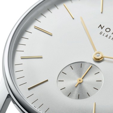 Montre NOMOS Orion 38 Argent mécanique fond acier inoxydable cadran argenté bracelet cuir anthracite 38 mm