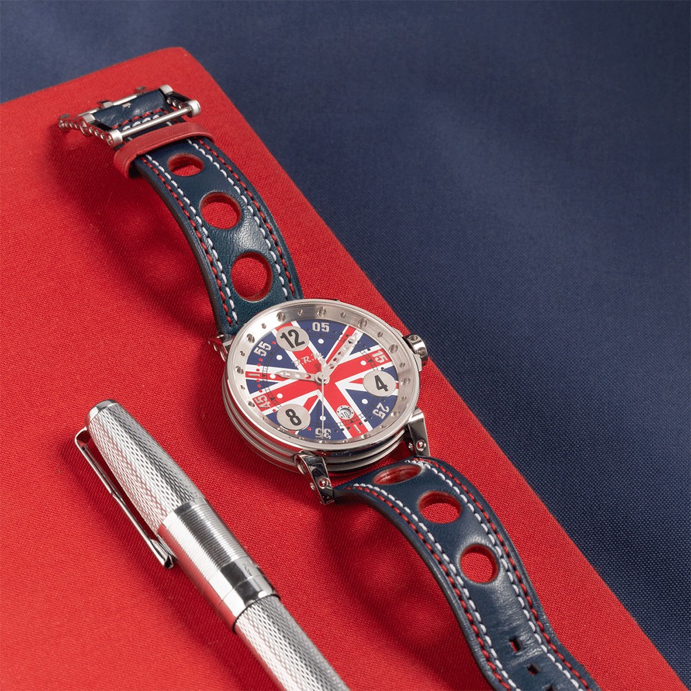 Montre BRM V6-44 "England" automatique NOS 44 mm