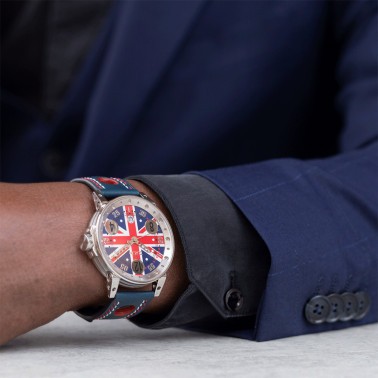 Montre BRM V6-44 "England" automatique NOS 44 mm