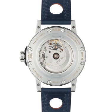 Montre BRM V6-44 "England" automatique NOS 44 mm