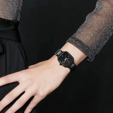 Montre Rado True Square Diamonds quartz cadran noir bracelet céramique noire 29 mm R27080722