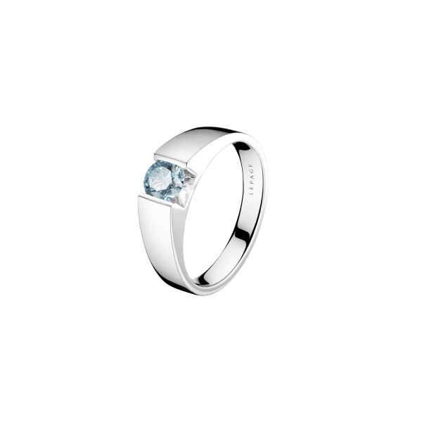 Lepage Audacieuse engagement ring in white gold and aquamarine
