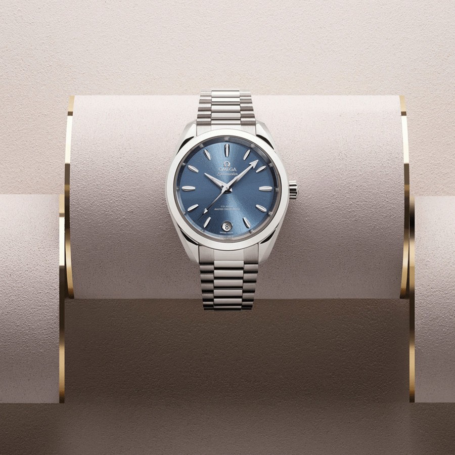Montre Omega Seamaster Aqua Terra 150m Ladies Co-Axial Master Chronometer cadran bleu bracelet acier 34 mm