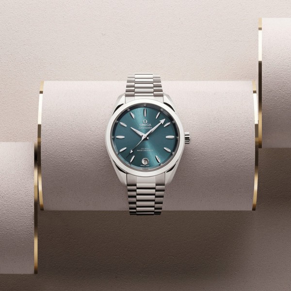 Montre Omega Seamaster Aqua Terra 150m Ladies Co-Axial Master Chronometer cadran vert bracelet acier 34 mm