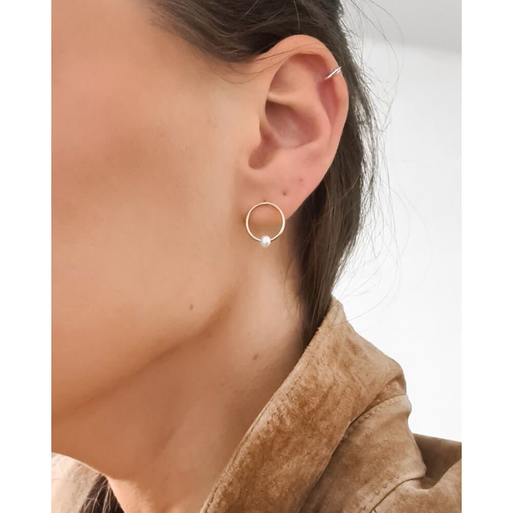 Claverin Ring earrings in yellow gold and natural white pearl 13 mm