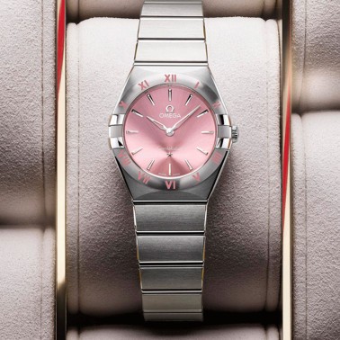 Omega Constellation Quartz pink dial watch steel bracelet 28 mm