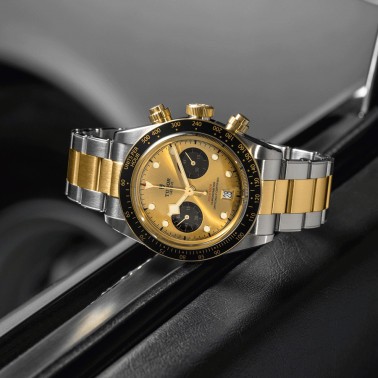 Montre Tudor Black Bay Chrono S&G automatique cadran doré bracelet acier et or jaune 41 mm