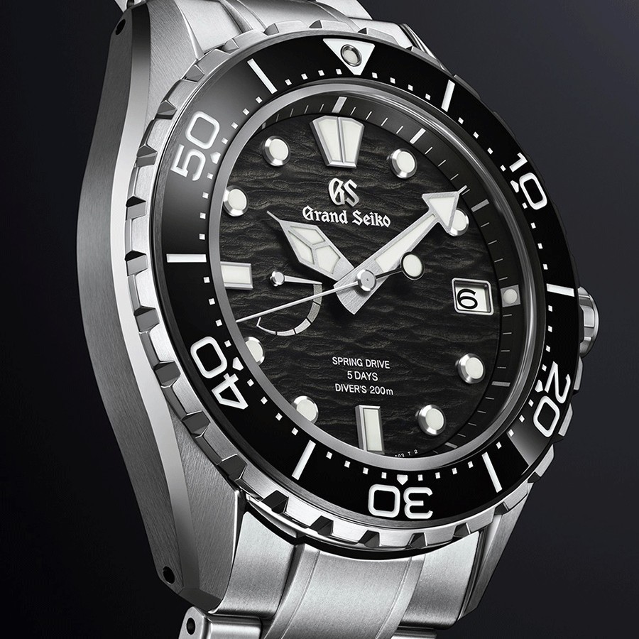 Montre Grand Seiko Evolution 9 Plongée Titane Spring Drive cadran noir bracelet titane 43,8 mm