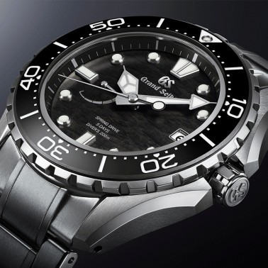 Montre Grand Seiko Evolution 9 Plongée Titane Spring Drive cadran noir bracelet titane 43,8 mm
