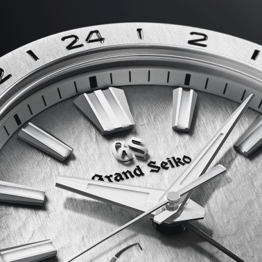 Grand Seiko Evolution 9 GMT Titanium Spring Drive watch white dial titanium bracelet 41 mm