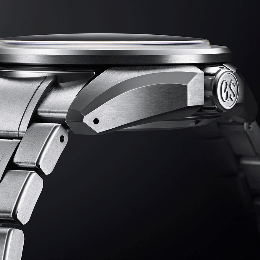 Montre Grand Seiko Evolution 9 GMT Titane Spring Drive cadran noir bracelet titane 41 mm