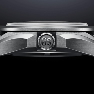 Montre Grand Seiko Evolution 9 GMT Titane Spring Drive cadran noir bracelet titane 41 mm