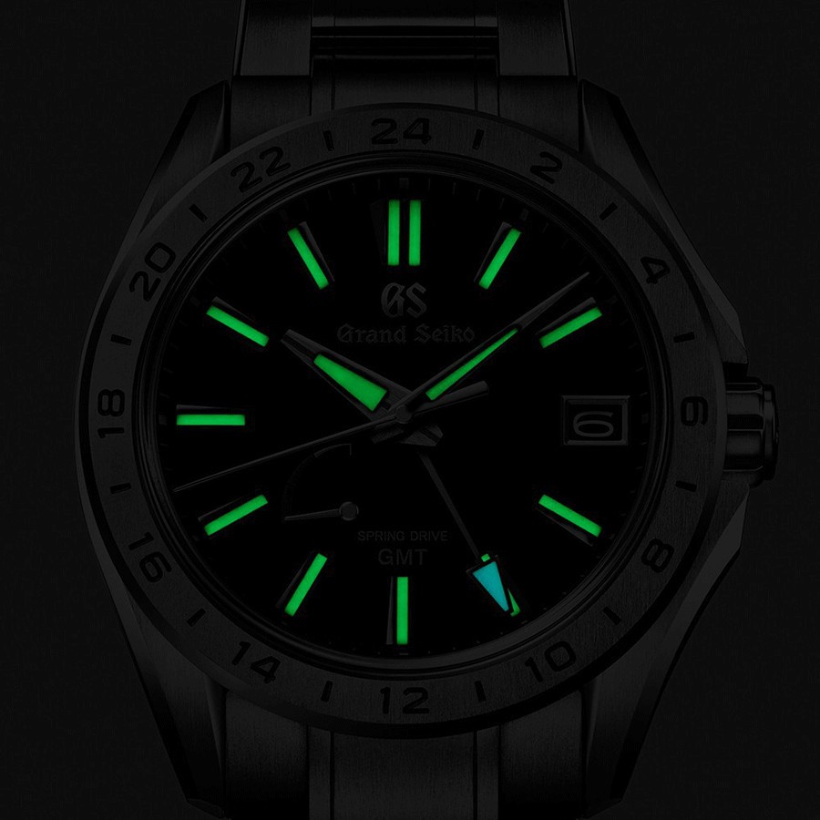 Montre Grand Seiko Evolution 9 GMT Titane Spring Drive cadran noir bracelet titane 41 mm