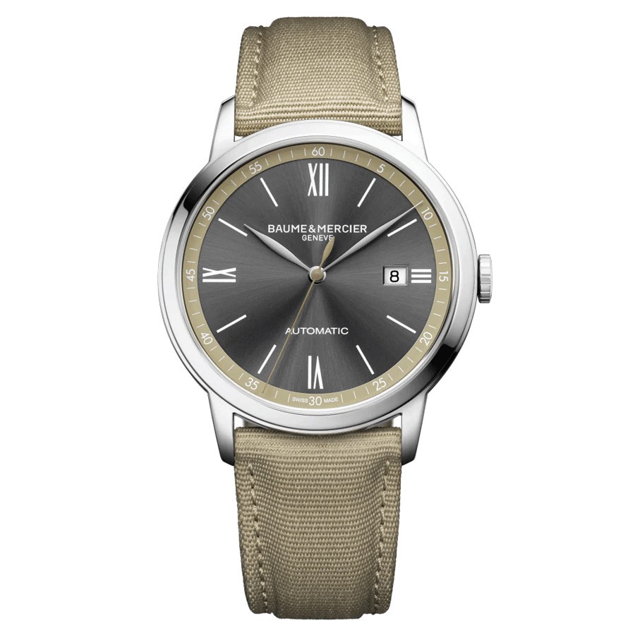 Montre Baume et Mercier Classima automatique cadran gris bracelet toile beige 42 mm 10695