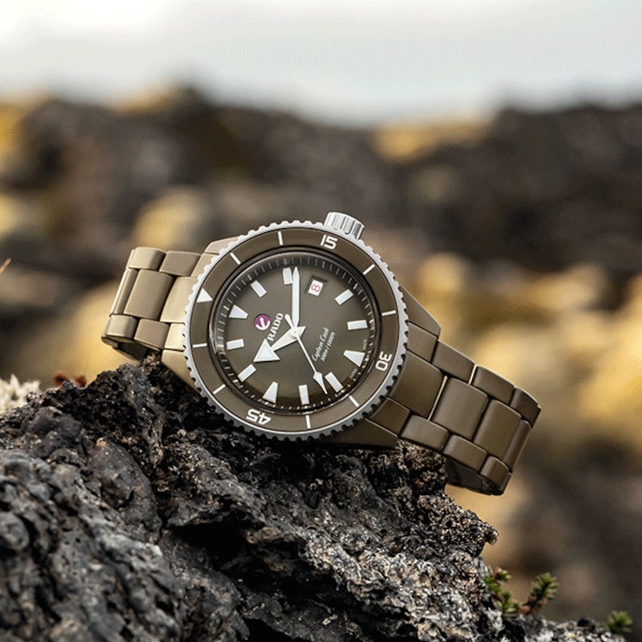 Montre Rado Captain Cook High-Tech Ceramic Diver automatique cadran vert bracelet céramique vert 43 mm R32130312