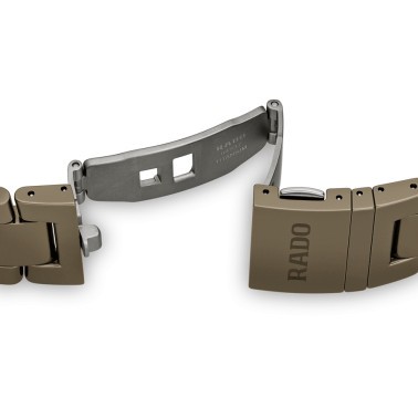 Rado Captain Cook High-Tech Ceramic Diver automatic watch green dial green ceramic bracelet 43 mm R32130312