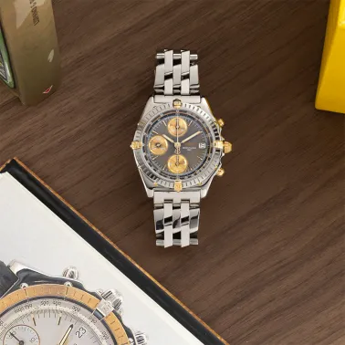 Montre Breitling Chronomat Ref. B13050 automatique 39 mm