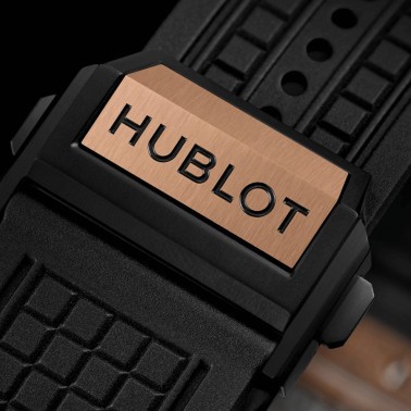 Hublot Square Bang Unico King Gold automatic watch skeleton dial black rubber strap 42 mm 821.OX.0180.RX