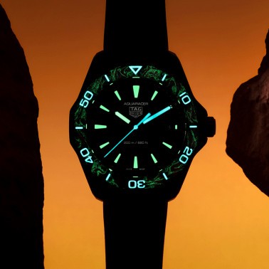 Montre TAG Heuer Aquaracer Professional 200 Solargraph solaire cadran noir bracelet caoutchouc noir 40 mm WBP1112.FT6199