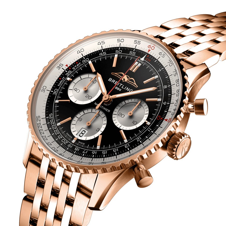 Montre Breitling Navitimer automatique Or Rose B01 Chronographe cadran noir bracelet or rose 43 mm RB0138211B1R1