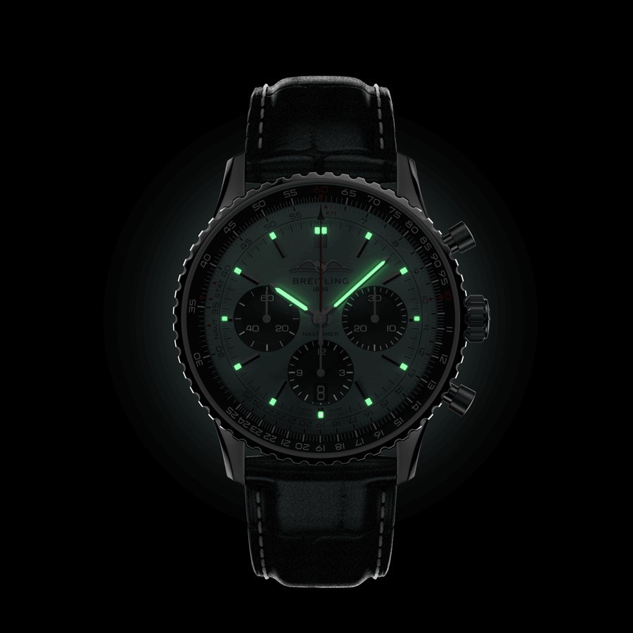 Montre Breitling Navitimer automatique B01 Chronographe cadran bleu glacier bracelet cuir noir 43 mm AB0138241C1P1