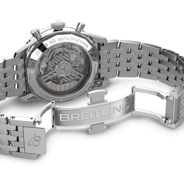 Montre Breitling Navitimer automatique B01 Chronographe cadran cuivre bracelet acier 43 mm AB0138241K1A1