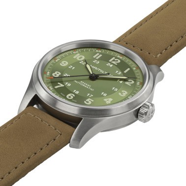 Montre Hamilton Khaki Field Titanium automatique cadran vert bracelet cuir brun 42 mm H70545560