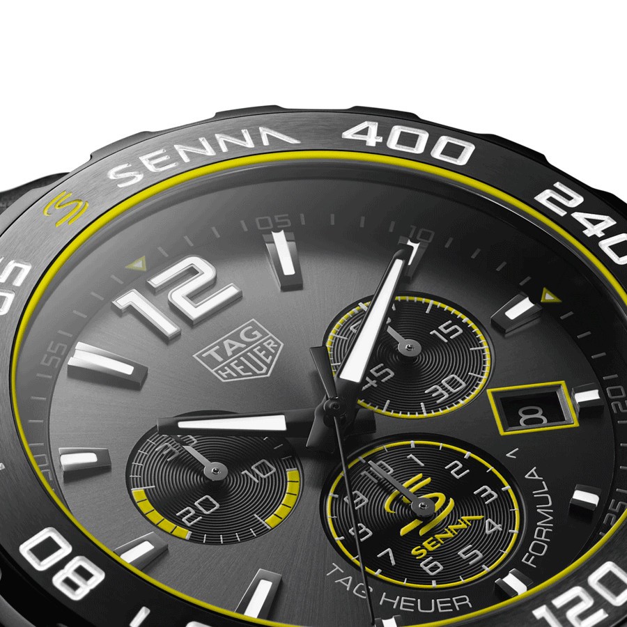 Montre TAG Heuer Formula 1 x Senna Chronographe quartz cadran gris bracelet cuir noir 43 mm CAZ101AJ.FC6487