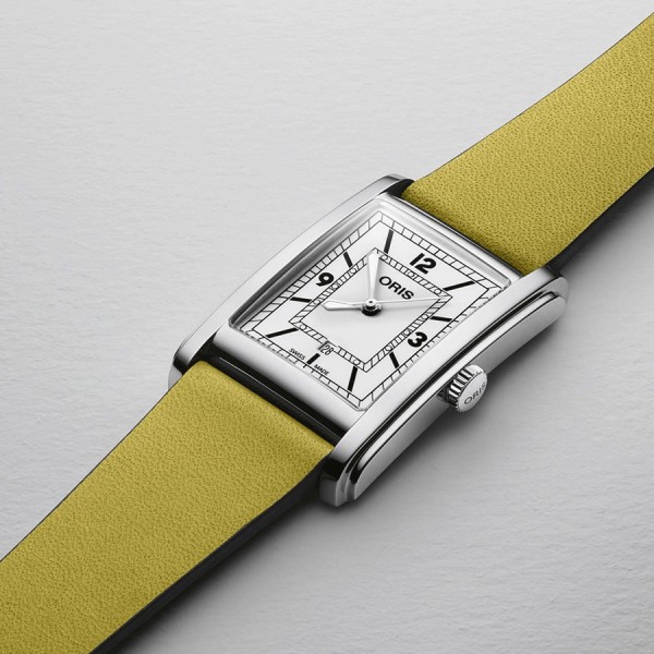 Montre Oris Rectangular automatique cadran blanc bracelet cuir 25.50 x 38.00 mm