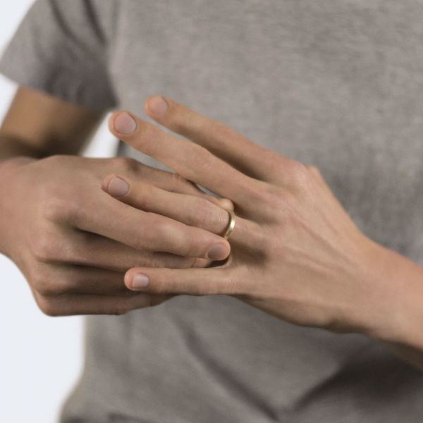 Alliance Le Gramme Ruban 2 mm La 5g en or jaune 750 Lisse Brossé LG_AOJBR011_05