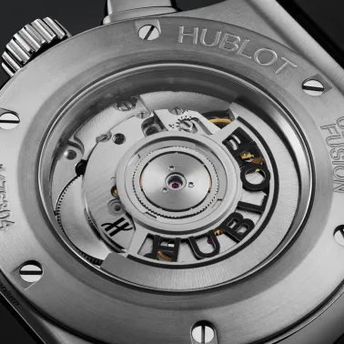 Montre Hublot Classic Fusion Aerofusion Titanium bracelet caoutchouc et cuir 45 mm 525.NX.0170.LR