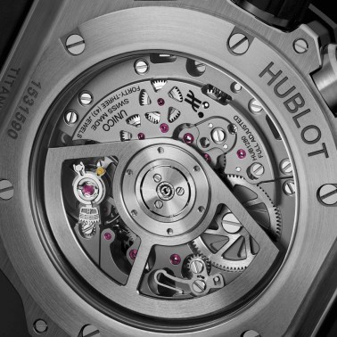 Montre Hublot Big Bang Unico Titanium automatique cadran squelette bracelet caoutchouc noir 44 mm 421.NX.1170.RX