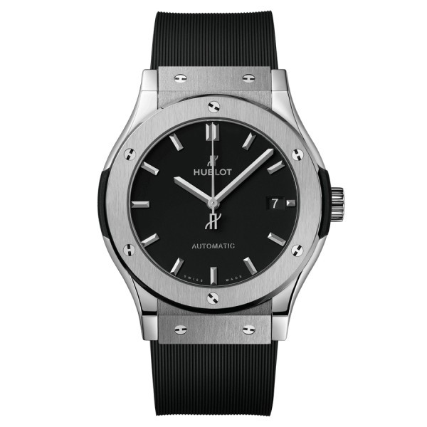 Montre Hublot Classic Fusion Titanium automatique cadran noir bracelet caoutchouc noir 42 mm 542.NX.1171.RX